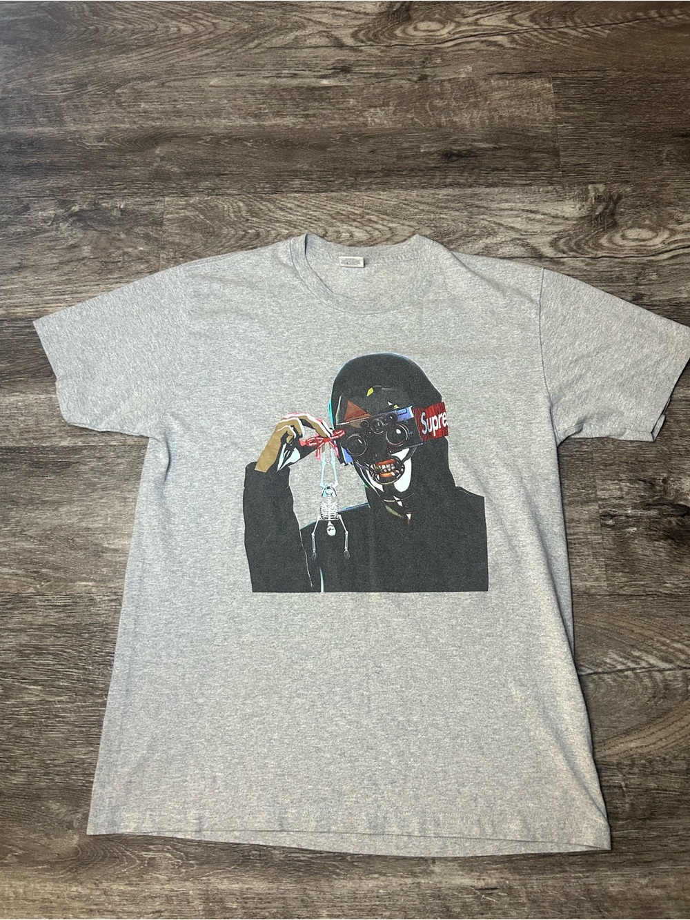 Supreme Graphic T-Shirt Men’s Medium Gray Skeleton Goggle Tee Streetwear USA